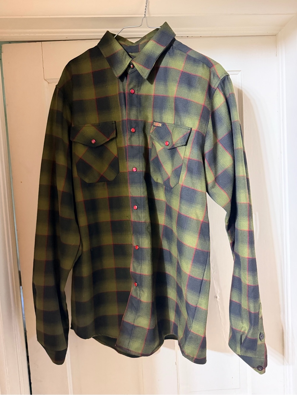 Men's Dixxon Elm st 2.0 Green Plaid Long-Sleeve Button-Up Shirt